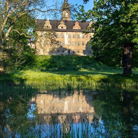Palac Gorzanow Esterno foto