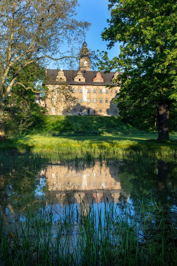 Palac Gorzanow Esterno foto